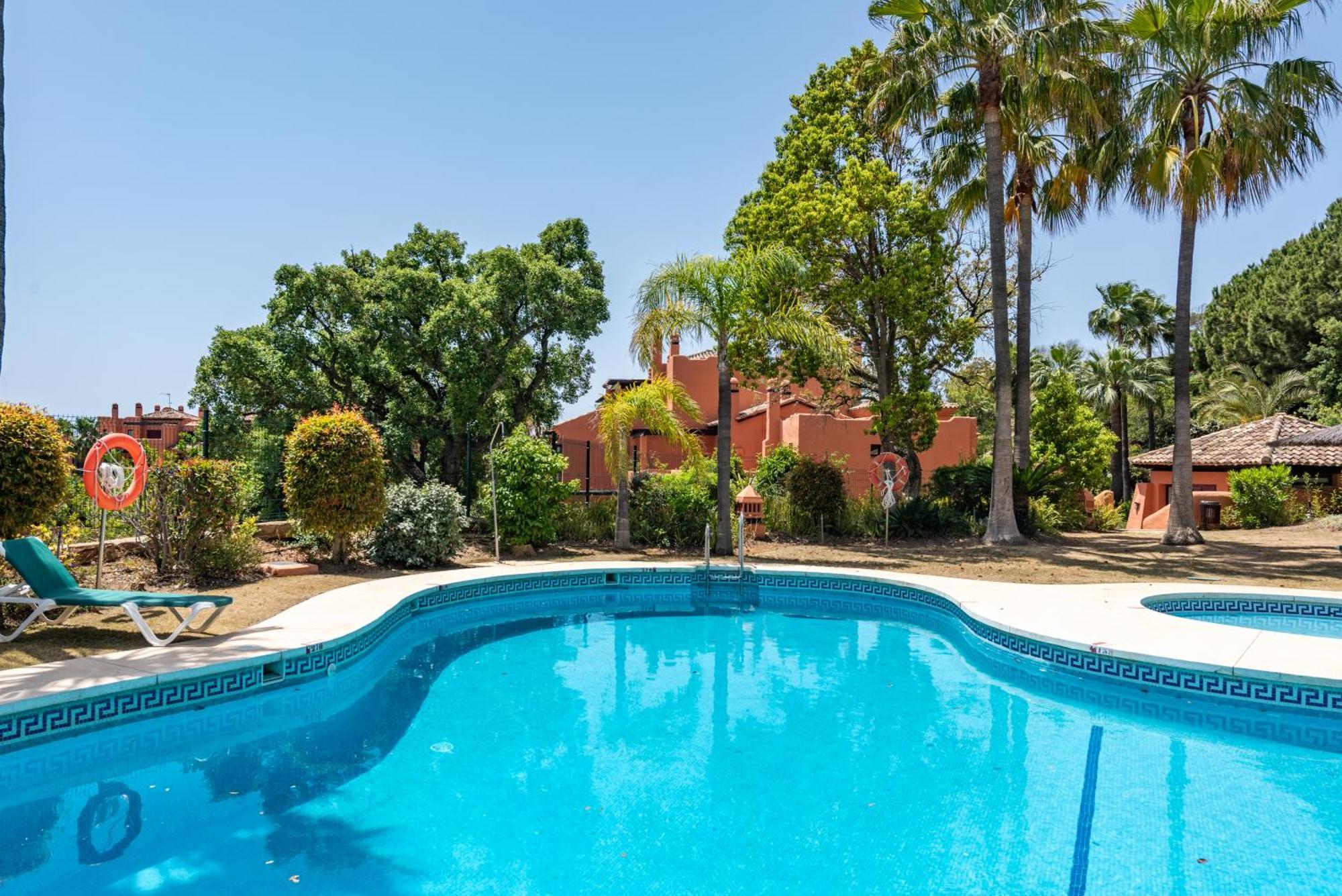 Penthouse El Soto De Marbella Apartment Ojen Exterior photo